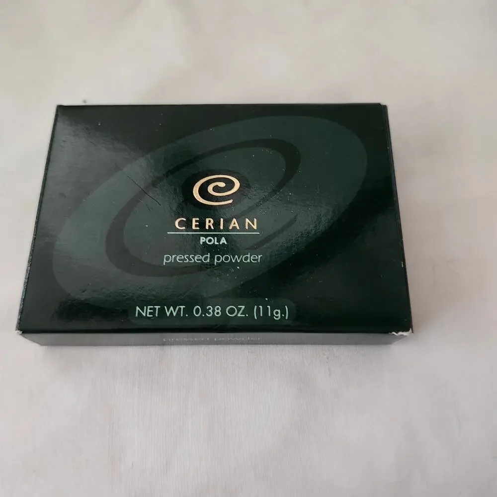 Pressed Powder Pola Cerian .38 Oz Light Deep Tan 17 Mirrored Compact D2